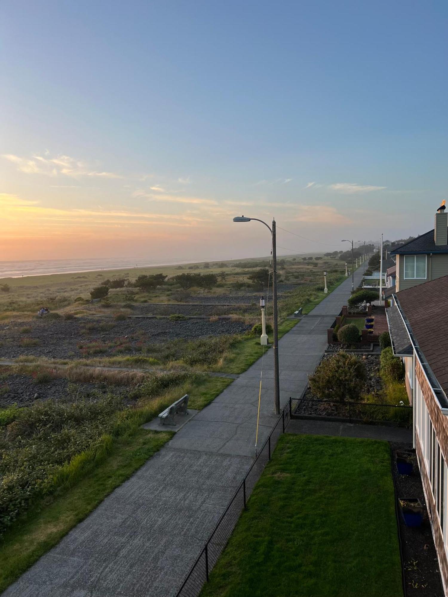 Inn At The Shore Seaside Exterior foto